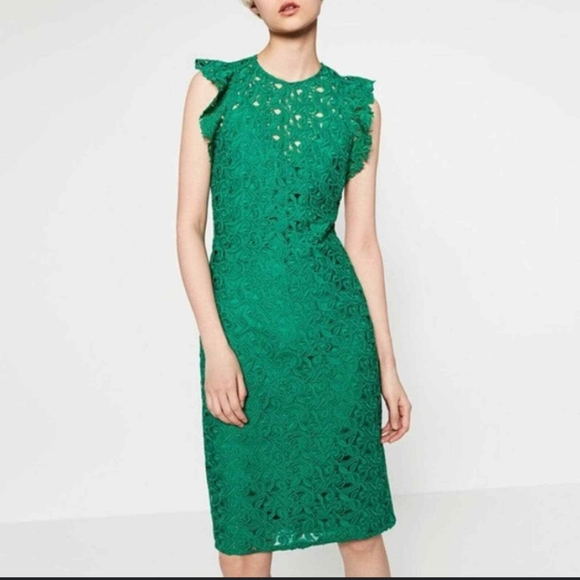 Dress - Picture 4 of 4